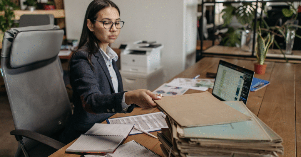 administrative specialist​